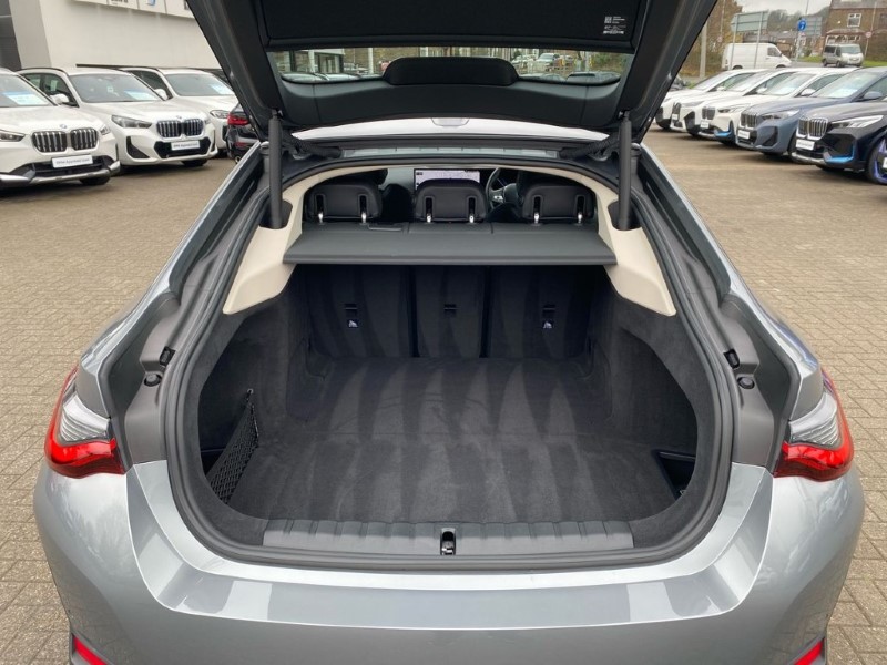 Used BMW i4 2023 for sale - 77435236: Photo 13