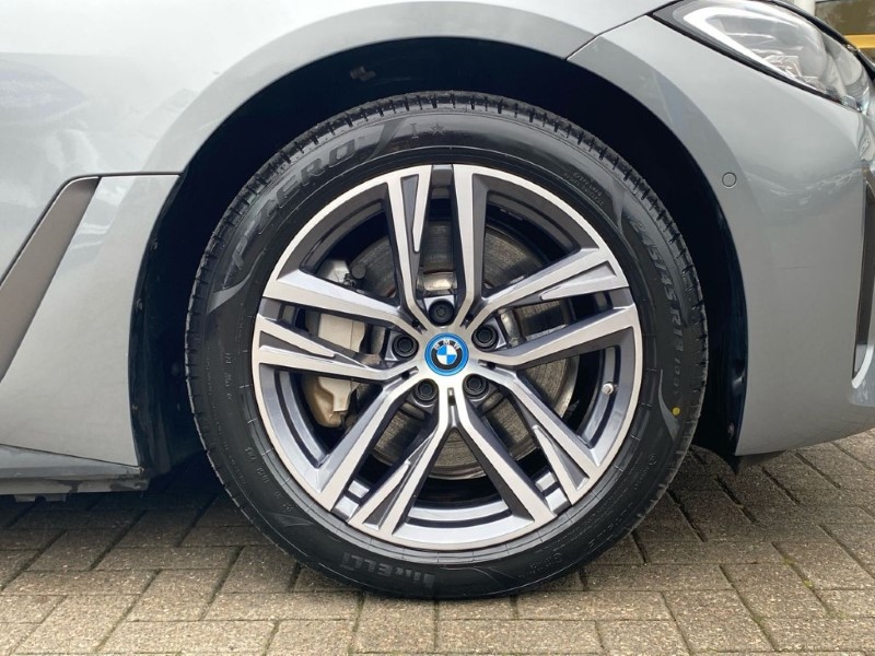 Used BMW i4 2023 for sale - 77435236: Photo 14