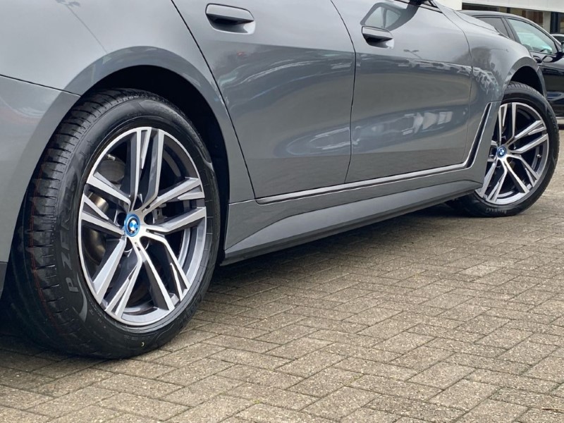 Used BMW i4 2023 for sale - 77435236: Photo 45