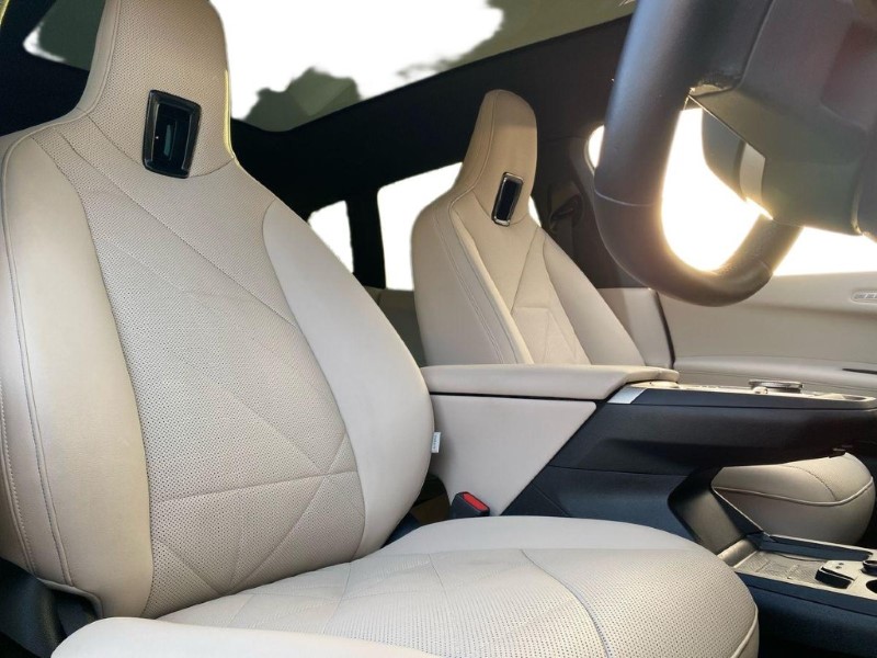 Used BMW iX 2023 for sale - 76982109: Photo 11