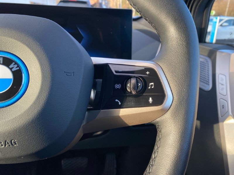 Used BMW iX 2023 for sale - 76982109: Photo 18