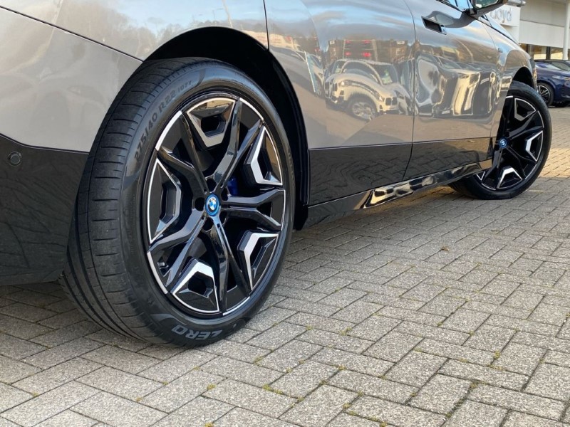 Used BMW iX 2023 for sale - 76982109: Photo 49