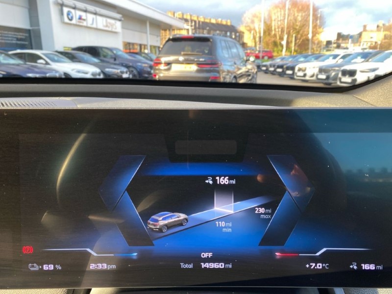 Used BMW iX 2023 for sale - 76982109: Photo 9