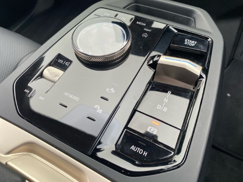 Used BMW iX 2022 for sale - 77116182: Photo 10