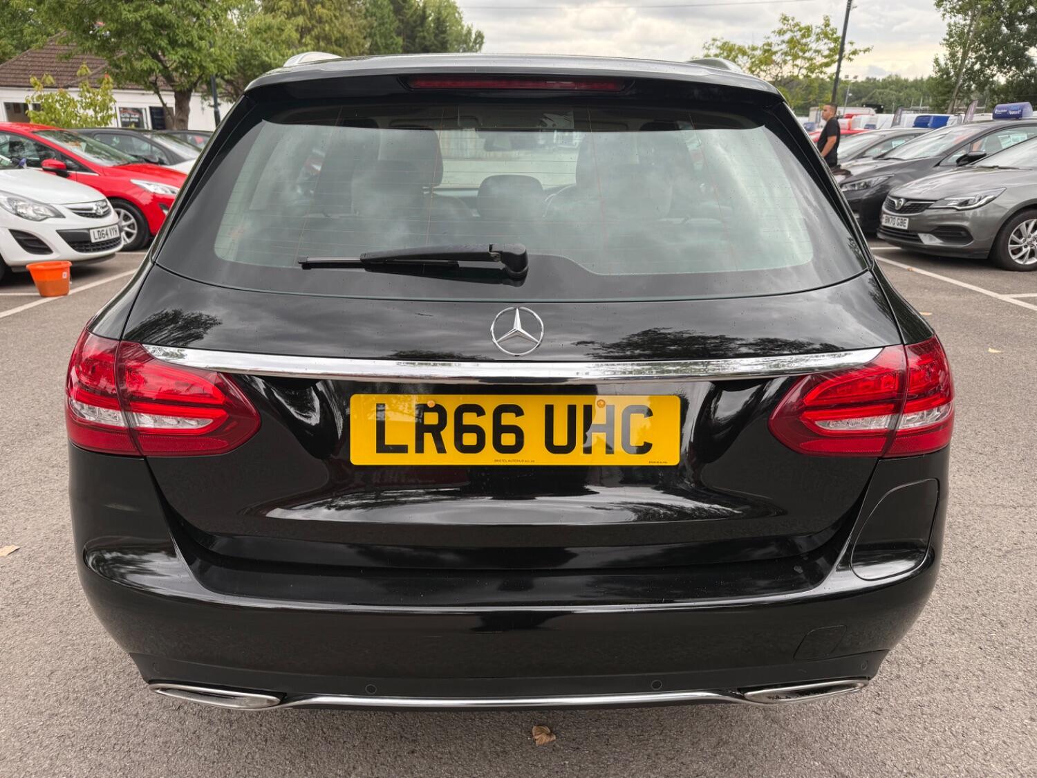 Used Mercedes-Benz C Class 2016 for sale - 77521936: Photo 18