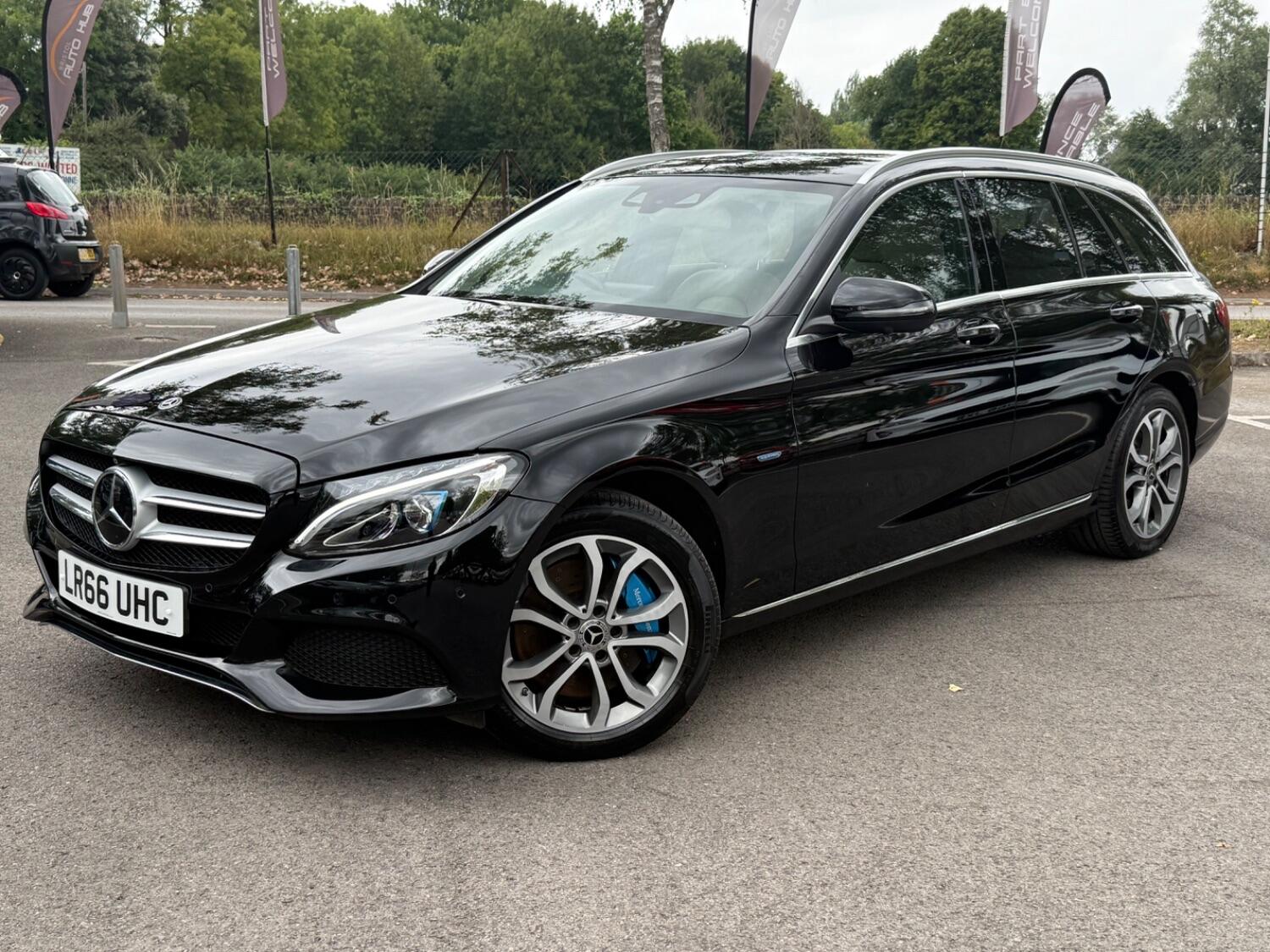 Used Mercedes-Benz C Class 2016 for sale - 77521936: Photo 2