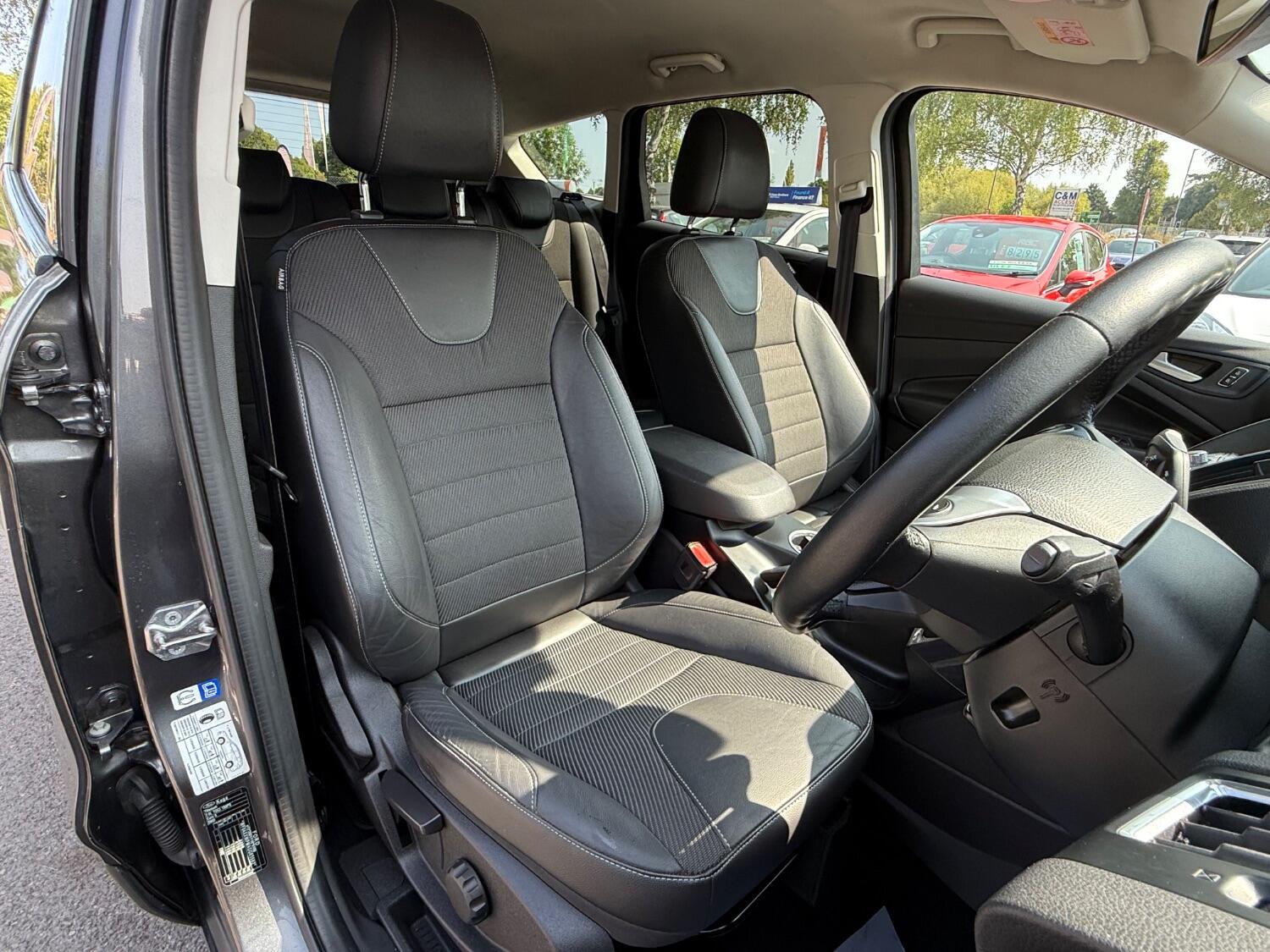 Used Ford Kuga 2016 for sale - 76369290: Photo 37