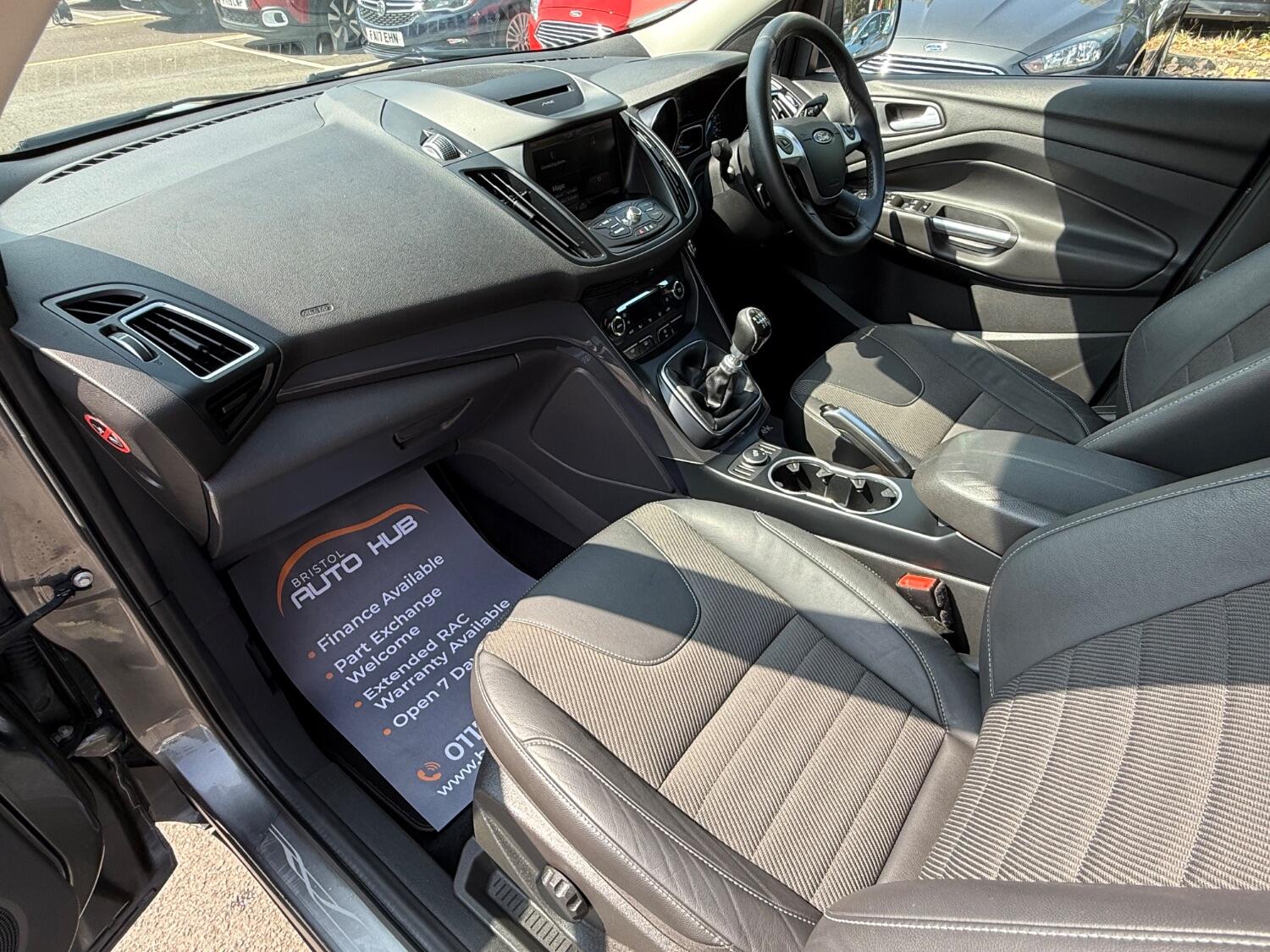 Used Ford Kuga 2016 for sale - 76369290: Photo 41