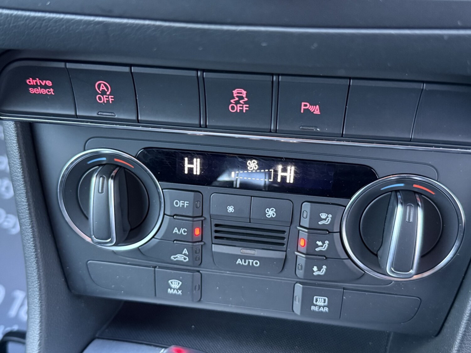 Used Audi Q3 2017 for sale - 77694355: Photo 47