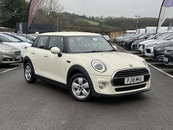Used MINI Hatch 2018 for sale - 77228204: Photo