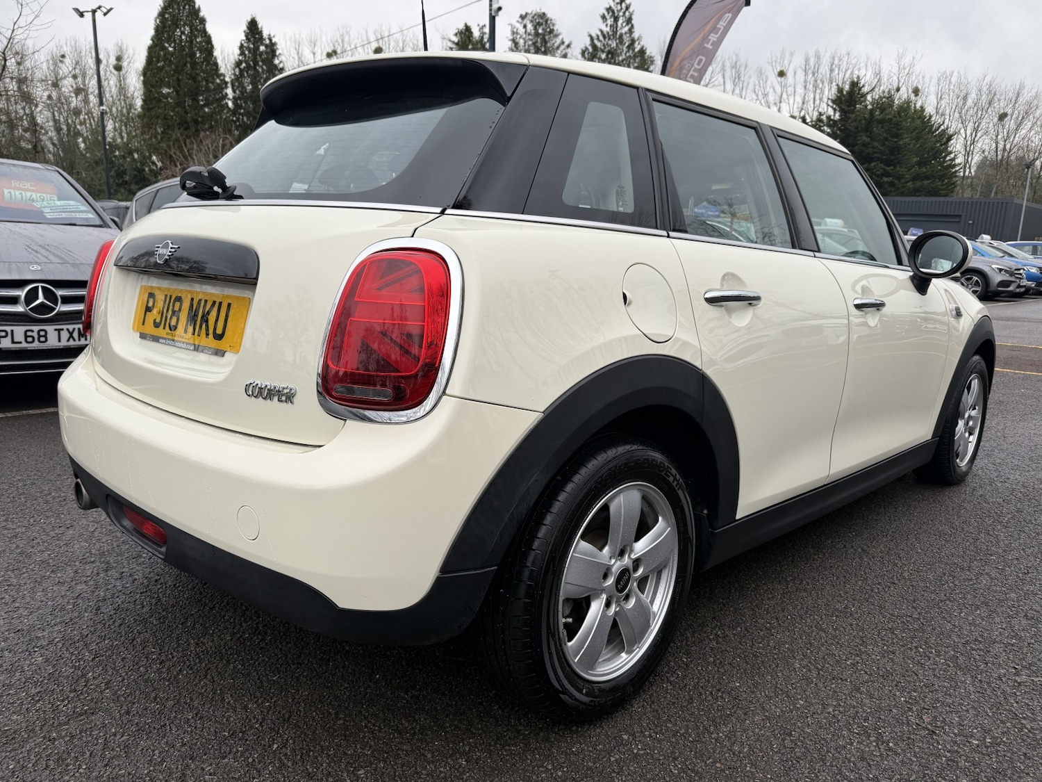 Used MINI Hatch 2018 for sale - 77228204: Photo 9