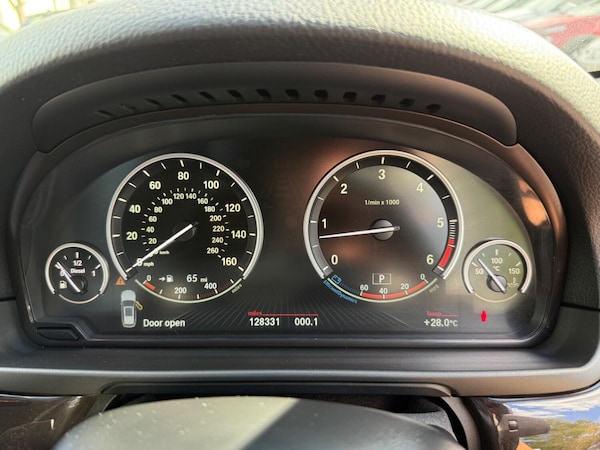 Used BMW 5 Series 2014 for sale - 75349221: Photo 56