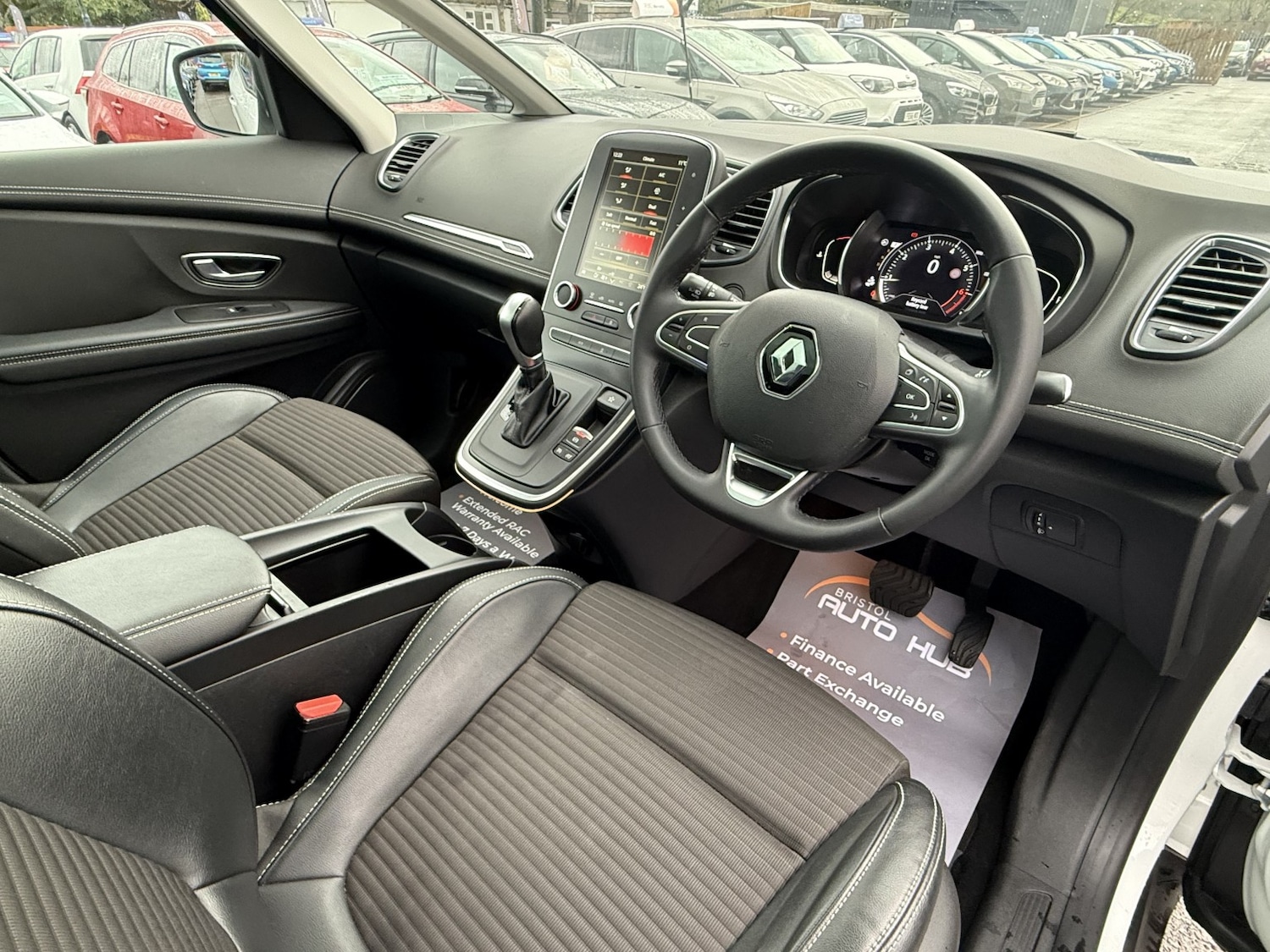 Used Renault Grand Scenic 2020 for sale - 76951075: Photo 11