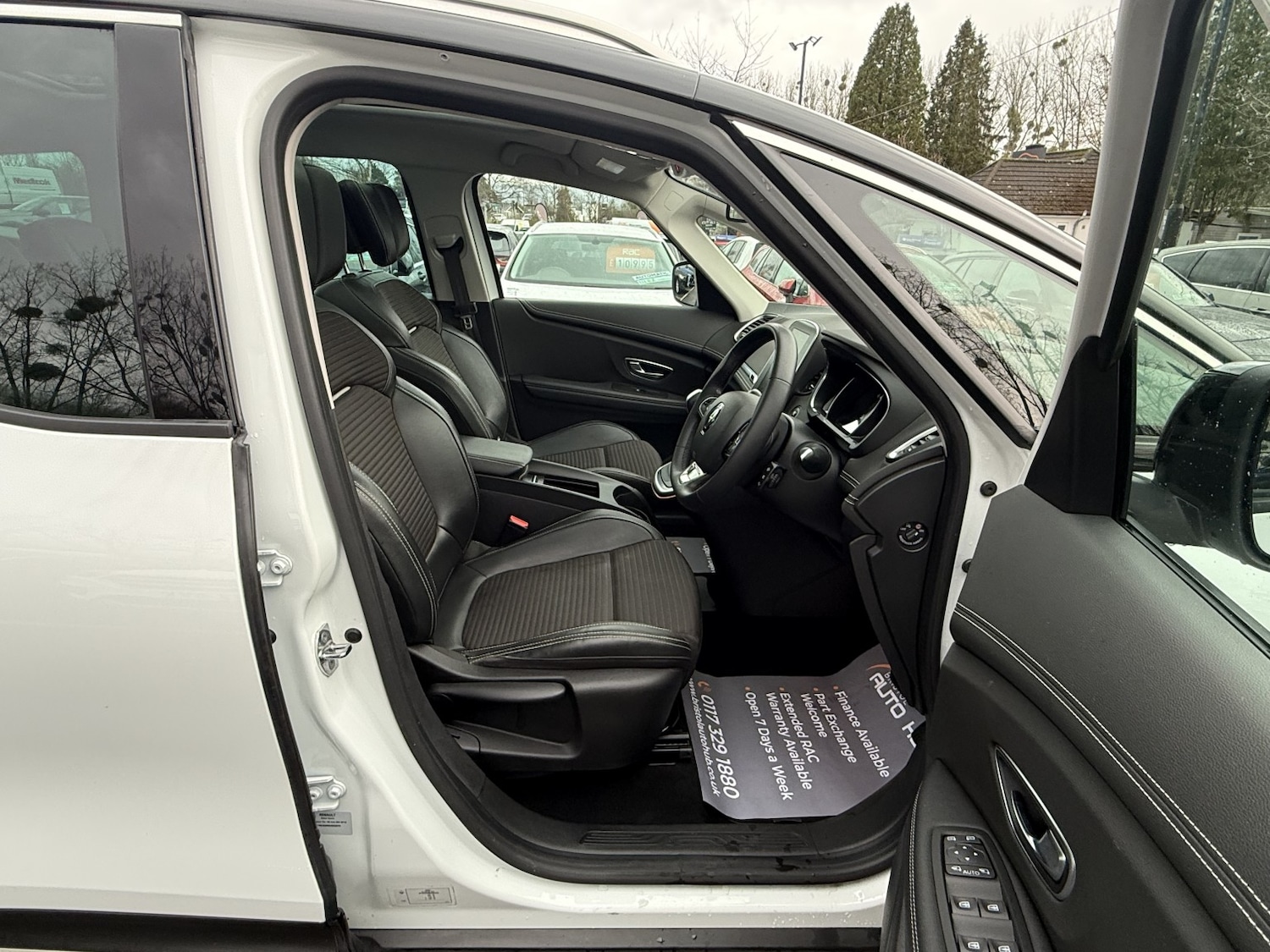 Used Renault Grand Scenic 2020 for sale - 76951075: Photo 13