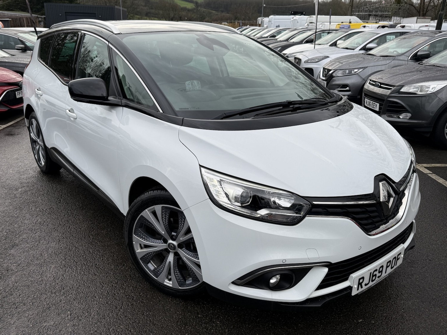 Used Renault Grand Scenic 2020 for sale - 76951075: Photo 3