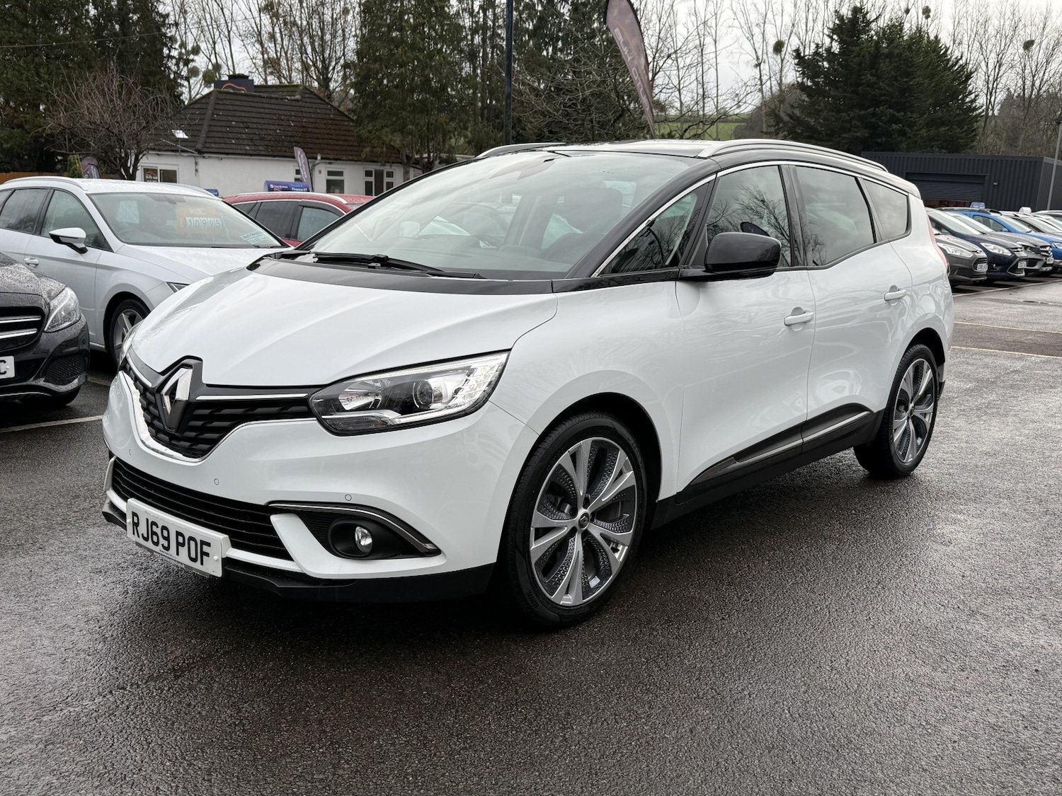 Used Renault Grand Scenic 2020 for sale - 76951075: Photo 37