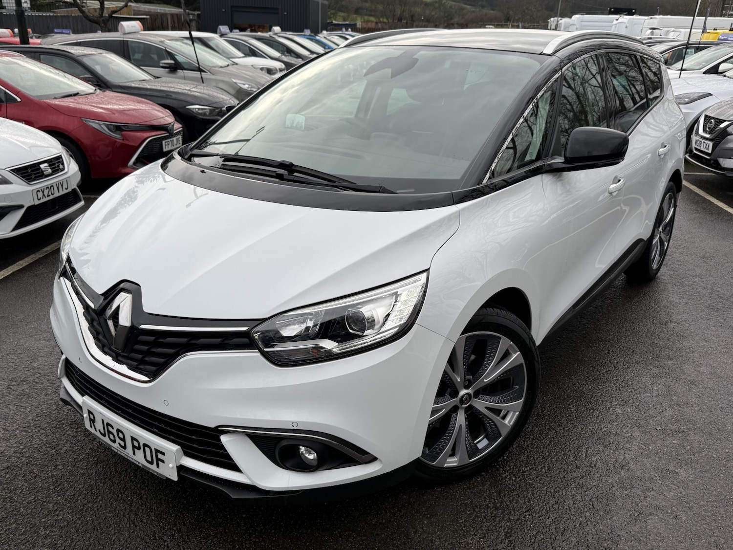 Used Renault Grand Scenic 2020 for sale - 76951075: Photo 4