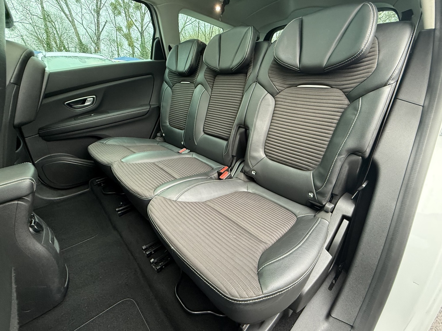 Used Renault Grand Scenic 2020 for sale - 76951075: Photo 43