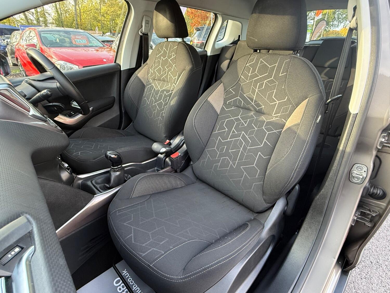 Used Peugeot 2008 2014 for sale - 77020606: Photo 43