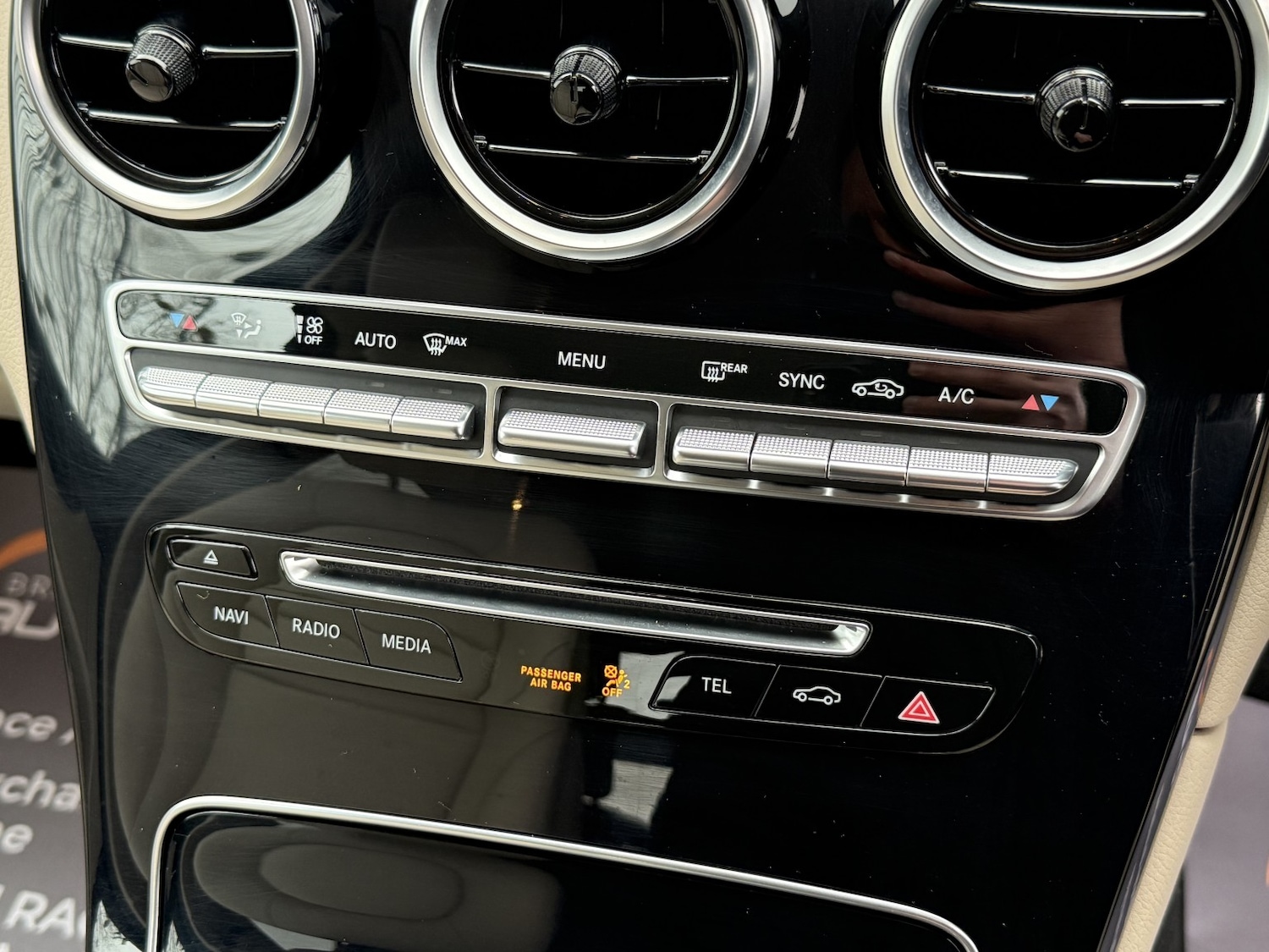 Used Mercedes-Benz GLC 2019 for sale - 77635354: Photo 31