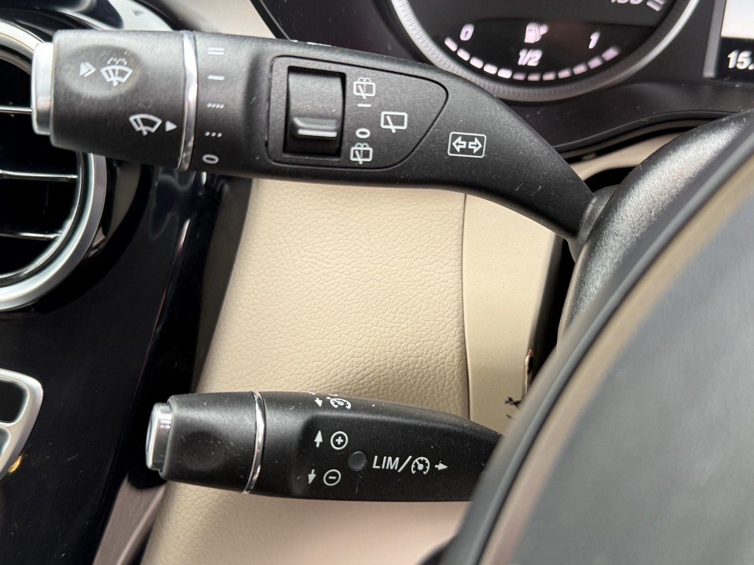 Used Mercedes-Benz GLC 2019 for sale - 77635354: Photo 50