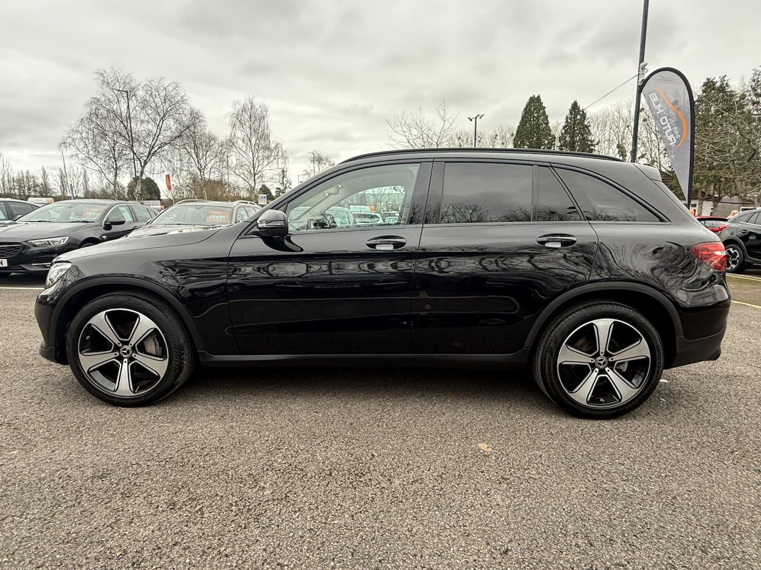 Used Mercedes-Benz GLC 2019 for sale - 77635354: Photo 7