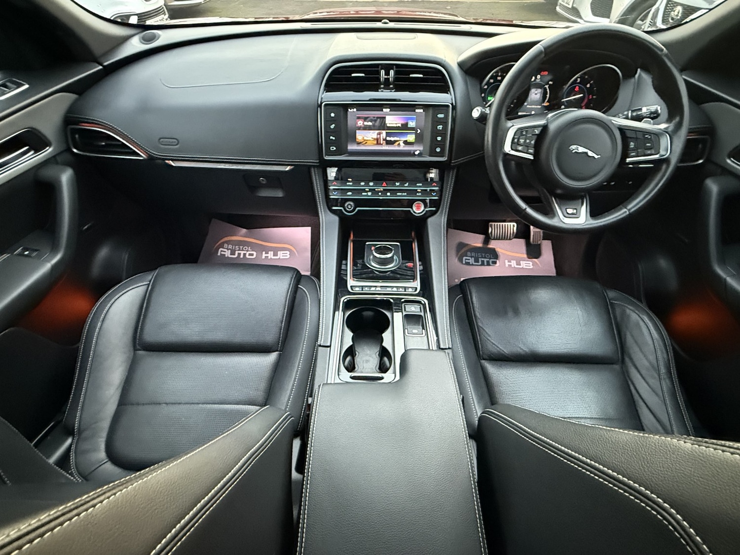 Used Jaguar F-Pace 2018 for sale - 76896907: Photo 12