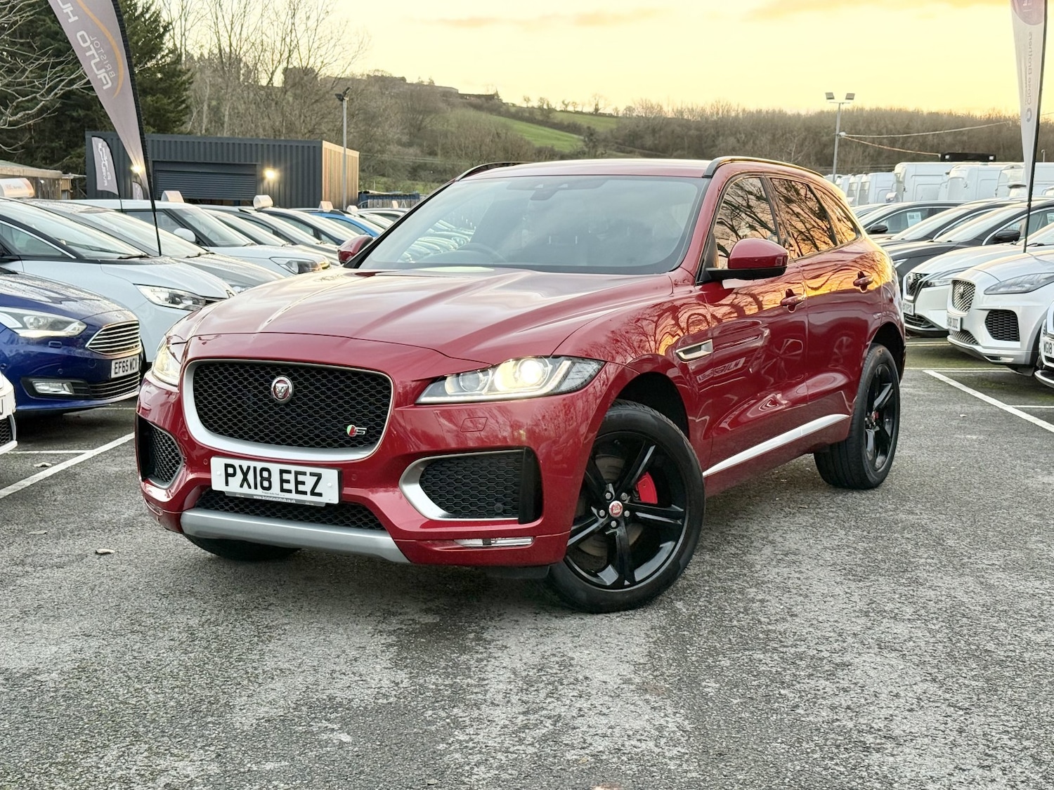 Used Jaguar F-Pace 2018 for sale - 76896907: Photo 2
