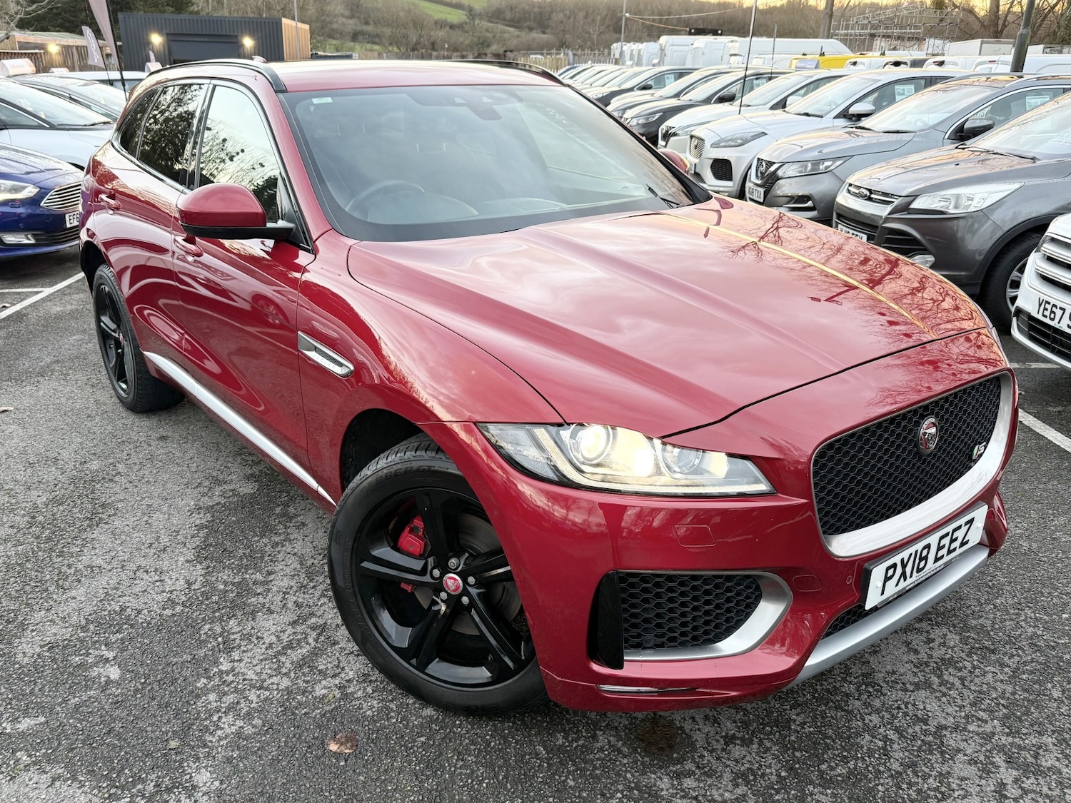 Used Jaguar F-Pace 2018 for sale - 76896907: Photo 3