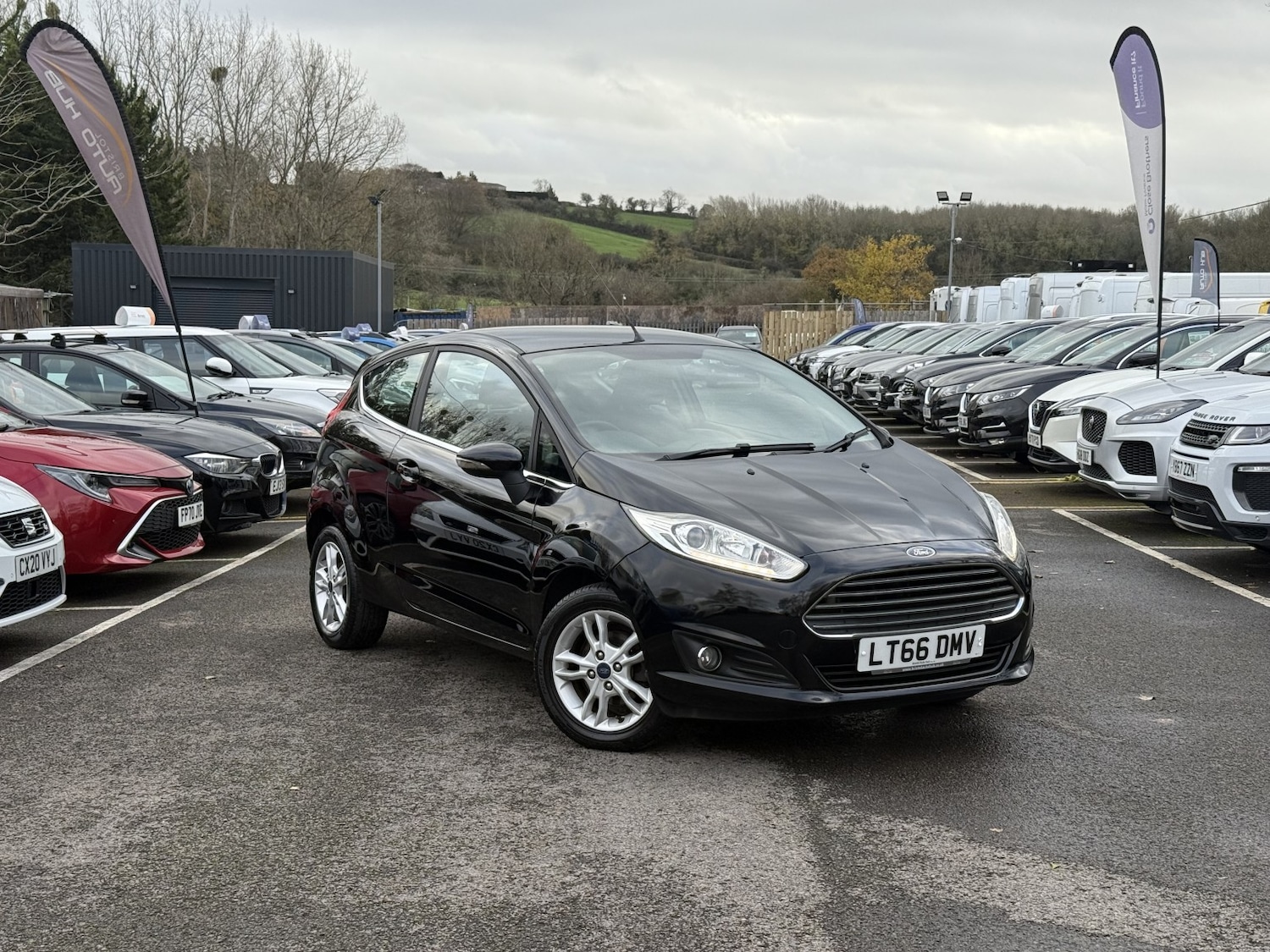 Used Ford Fiesta 2016 for sale - 76741295: Photo 1
