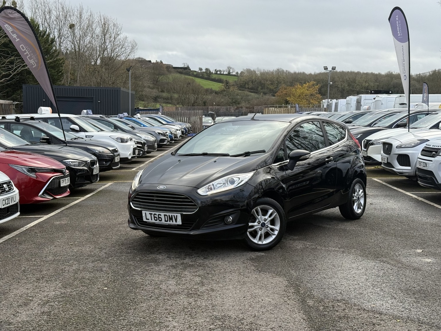 Used Ford Fiesta 2016 for sale - 76741295: Photo 2