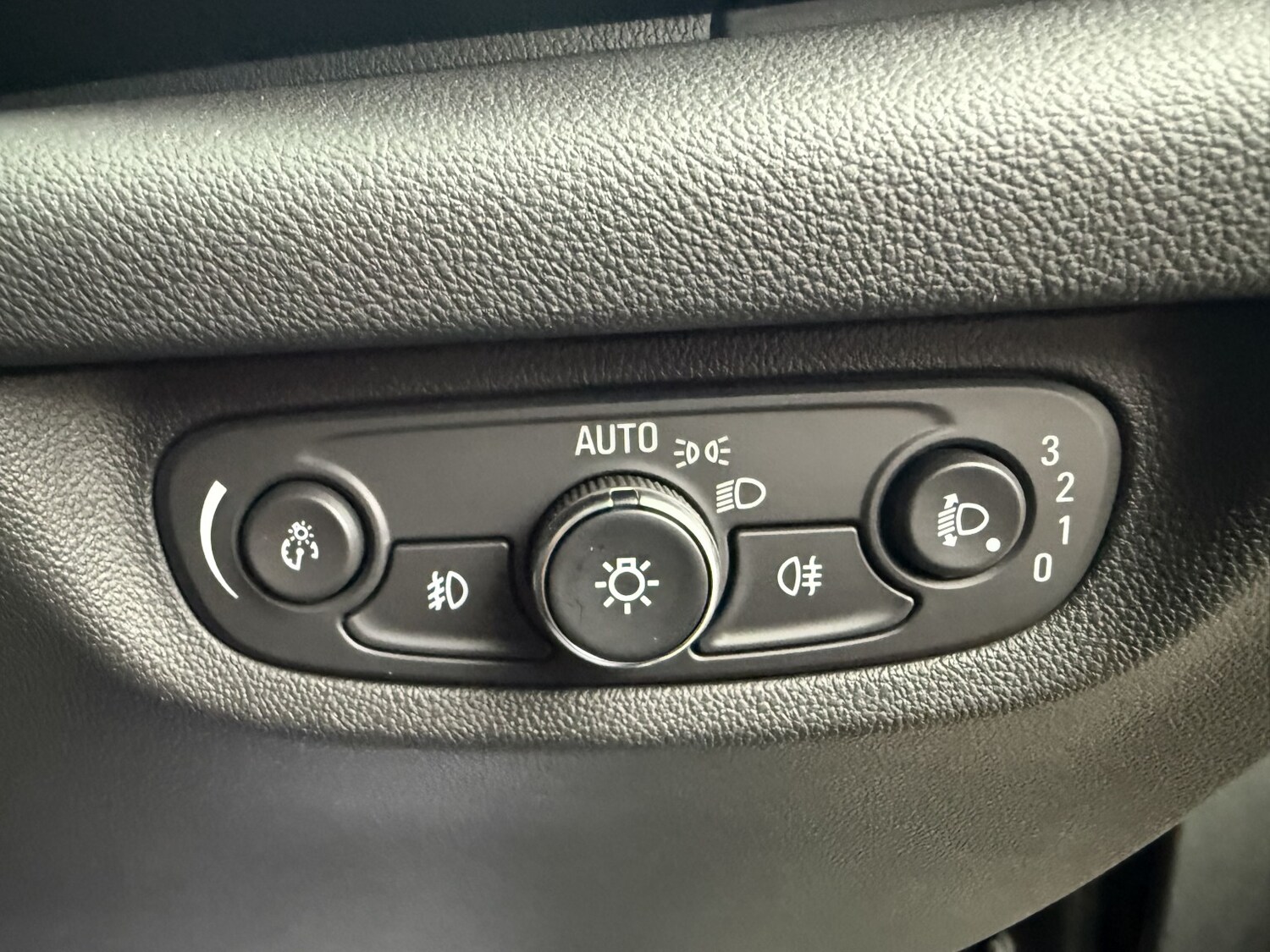 Used Vauxhall Insignia 2019 for sale - 77781660: Photo 48