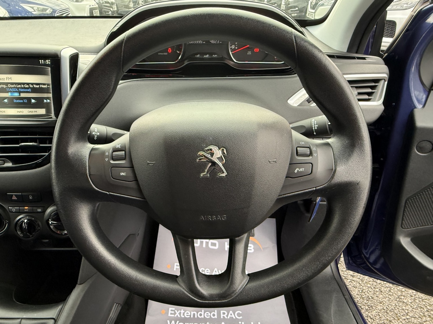 Used Peugeot 208 2014 for sale - 77166139: Photo 27