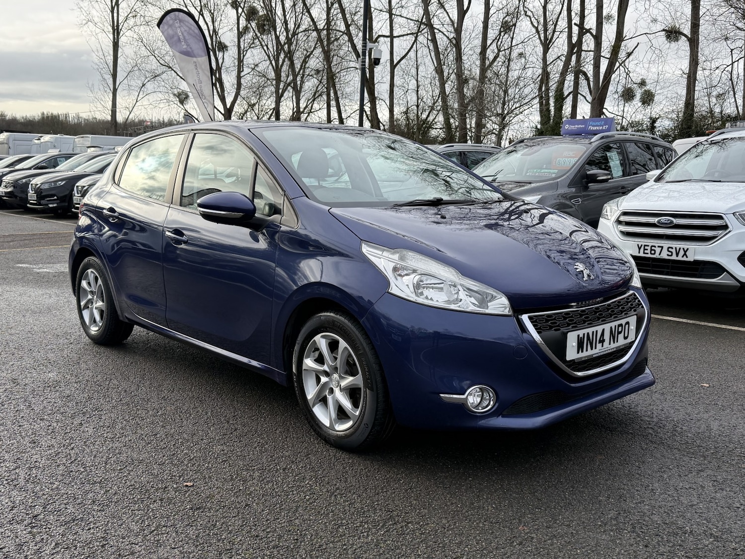 Used Peugeot 208 2014 for sale - 77166139: Photo 32