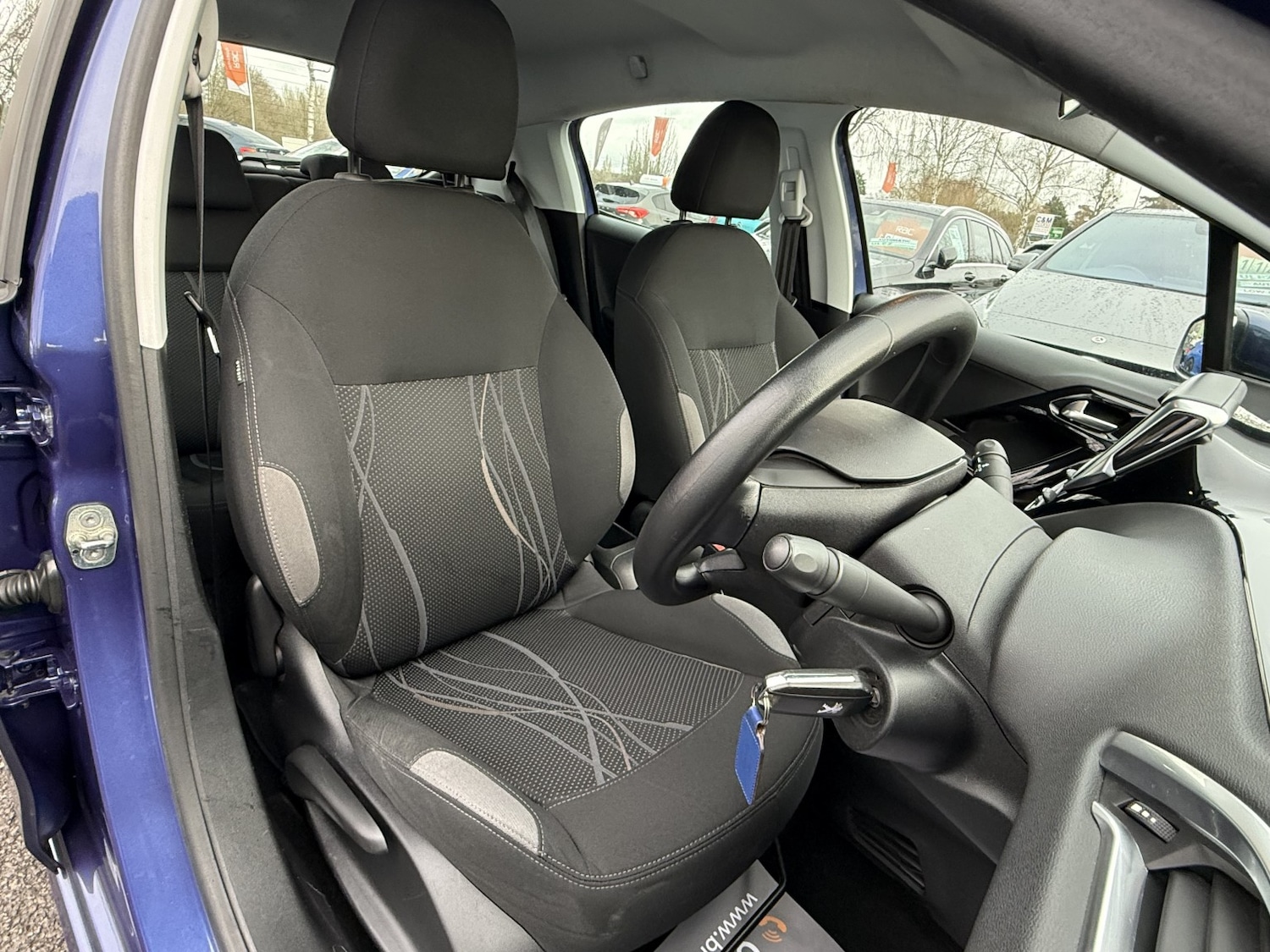 Used Peugeot 208 2014 for sale - 77166139: Photo 36