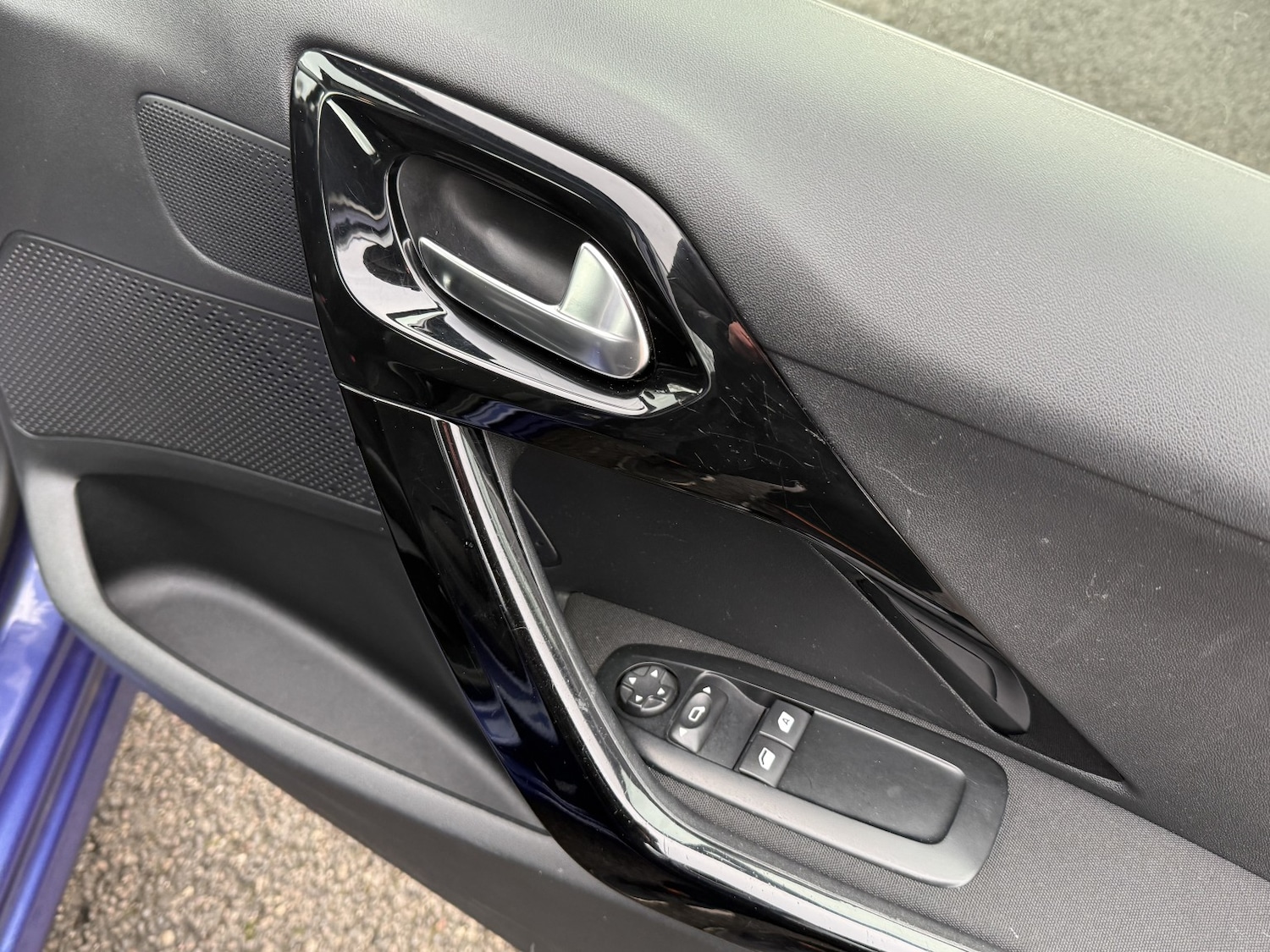 Used Peugeot 208 2014 for sale - 77166139: Photo 47