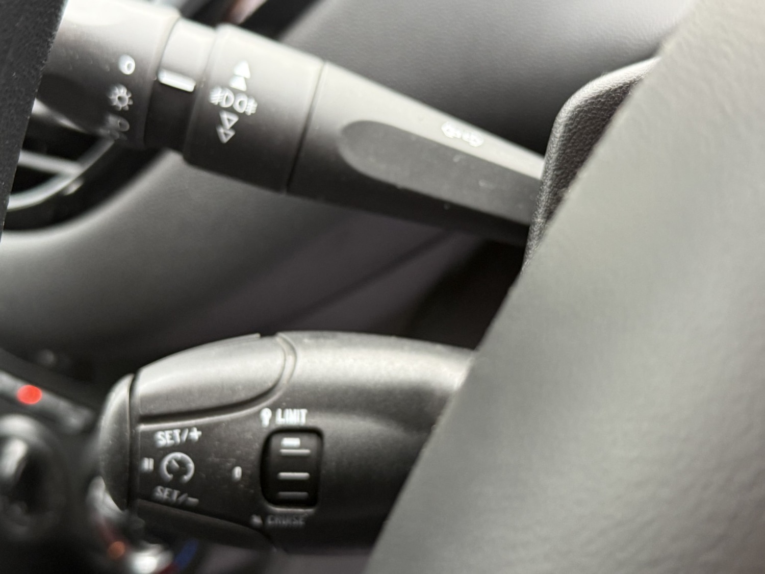 Used Peugeot 208 2014 for sale - 77166139: Photo 49