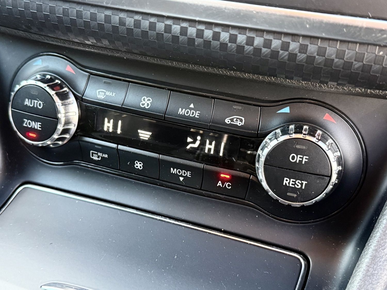 Used Mercedes-Benz A-Class 2018 for sale - 76884852: Photo 33