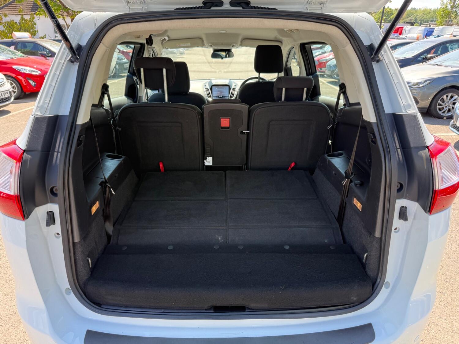 Used Ford Grand C-Max 2016 for sale - 77465826: Photo 16