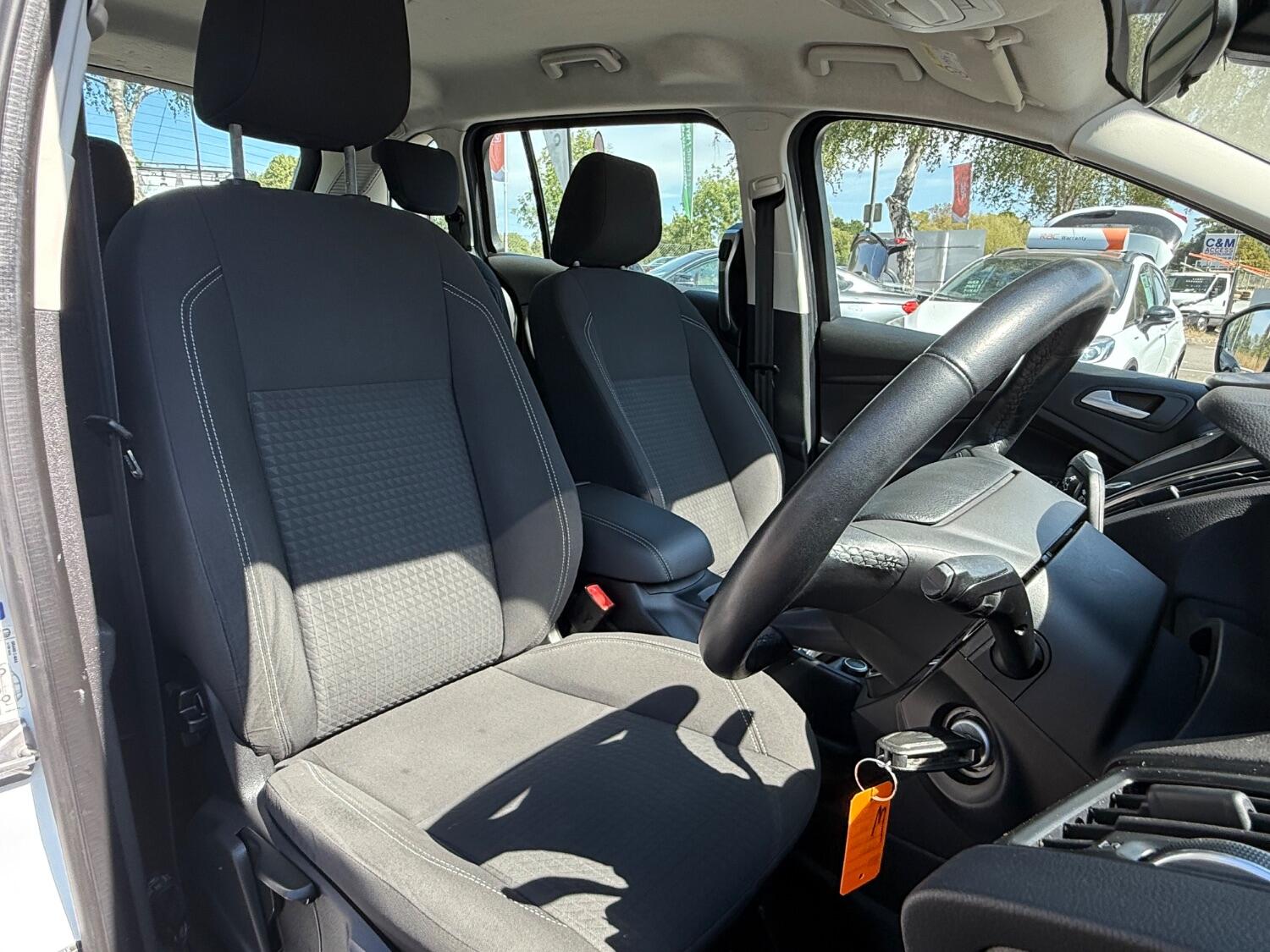 Used Ford Grand C-Max 2016 for sale - 77465826: Photo 41