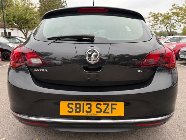 Used Vauxhall Astra 2013 for sale - 76082789: Photo 18