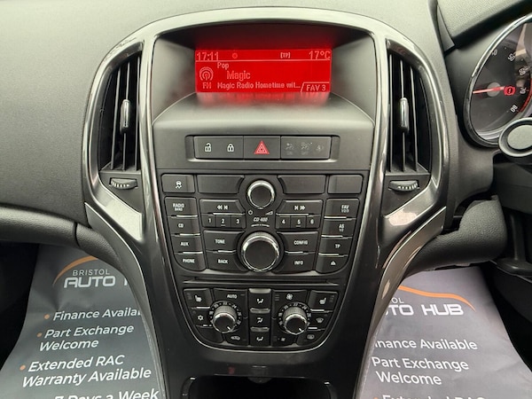 Used Vauxhall Astra 2013 for sale - 76082789: Photo 28