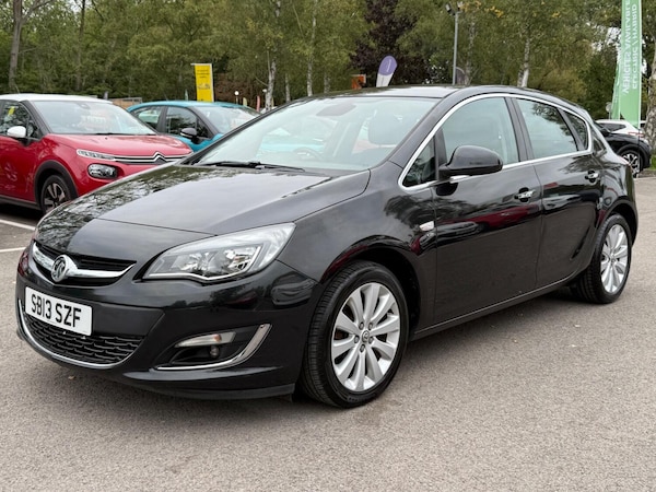 Used Vauxhall Astra 2013 for sale - 76082789: Photo 34