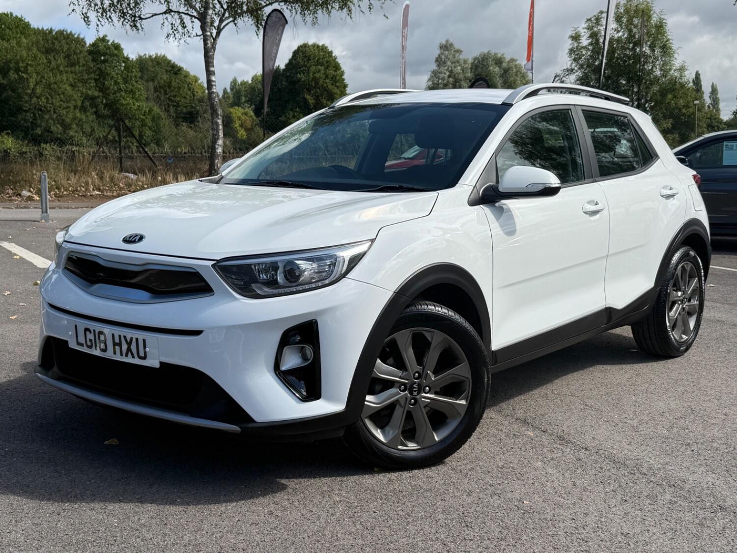 Used Kia Stonic 2018 for sale - 76793354: Photo 2