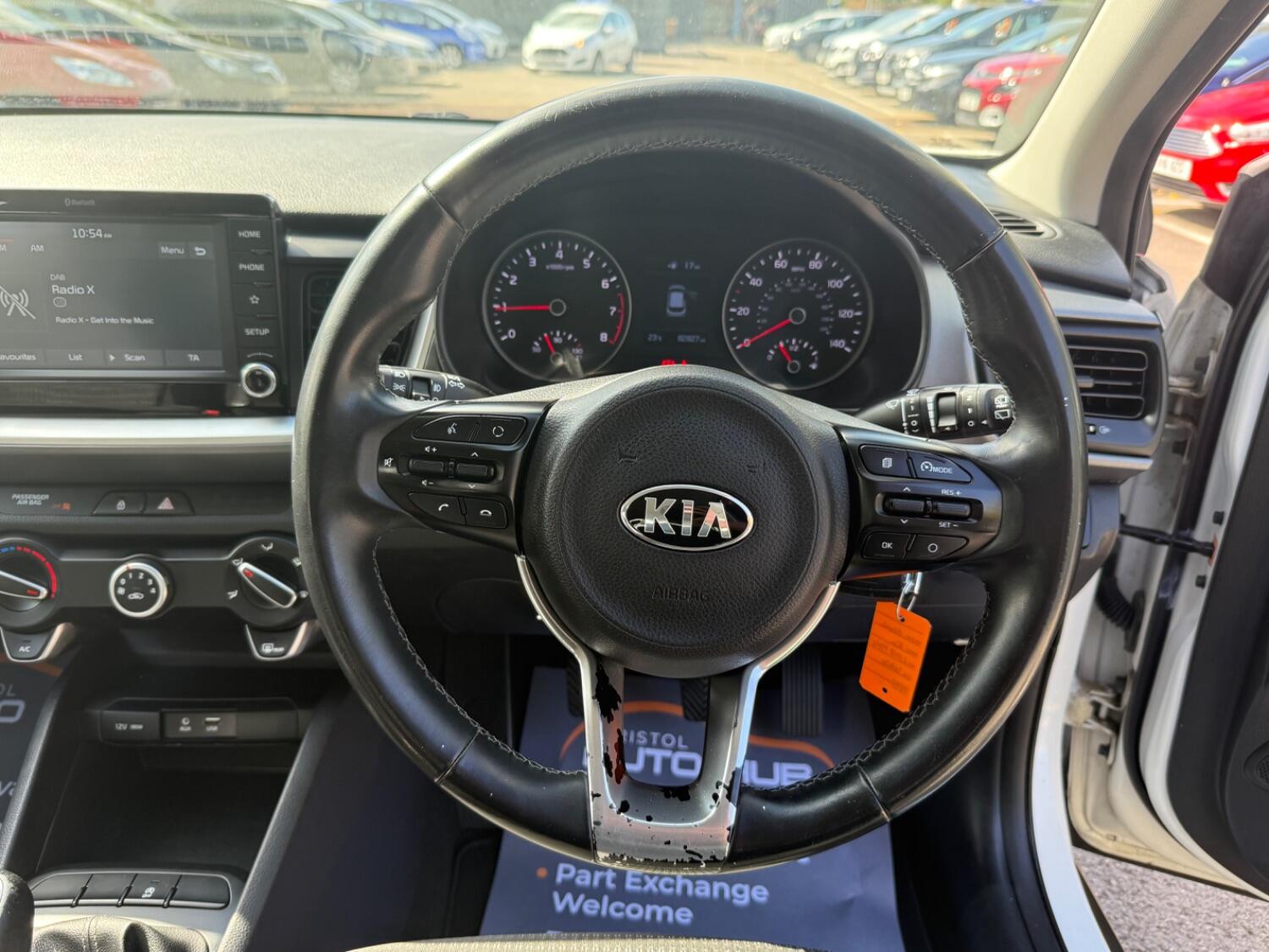 Used Kia Stonic 2018 for sale - 76793354: Photo 26