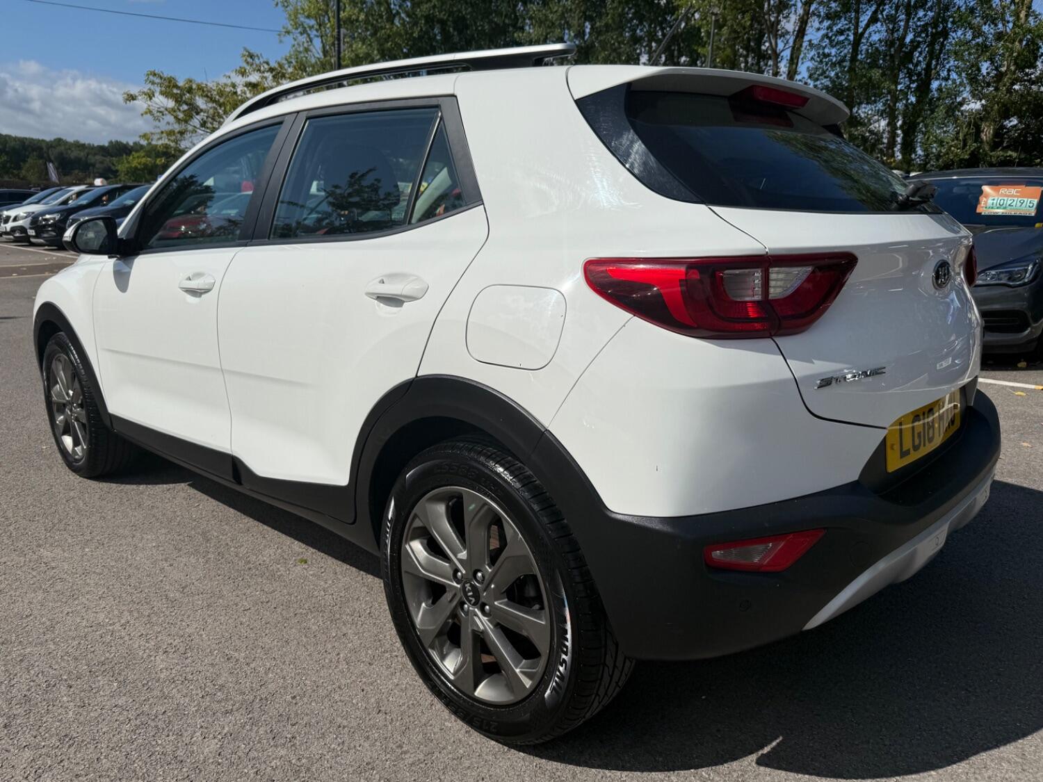 Used Kia Stonic 2018 for sale - 76793354: Photo 8