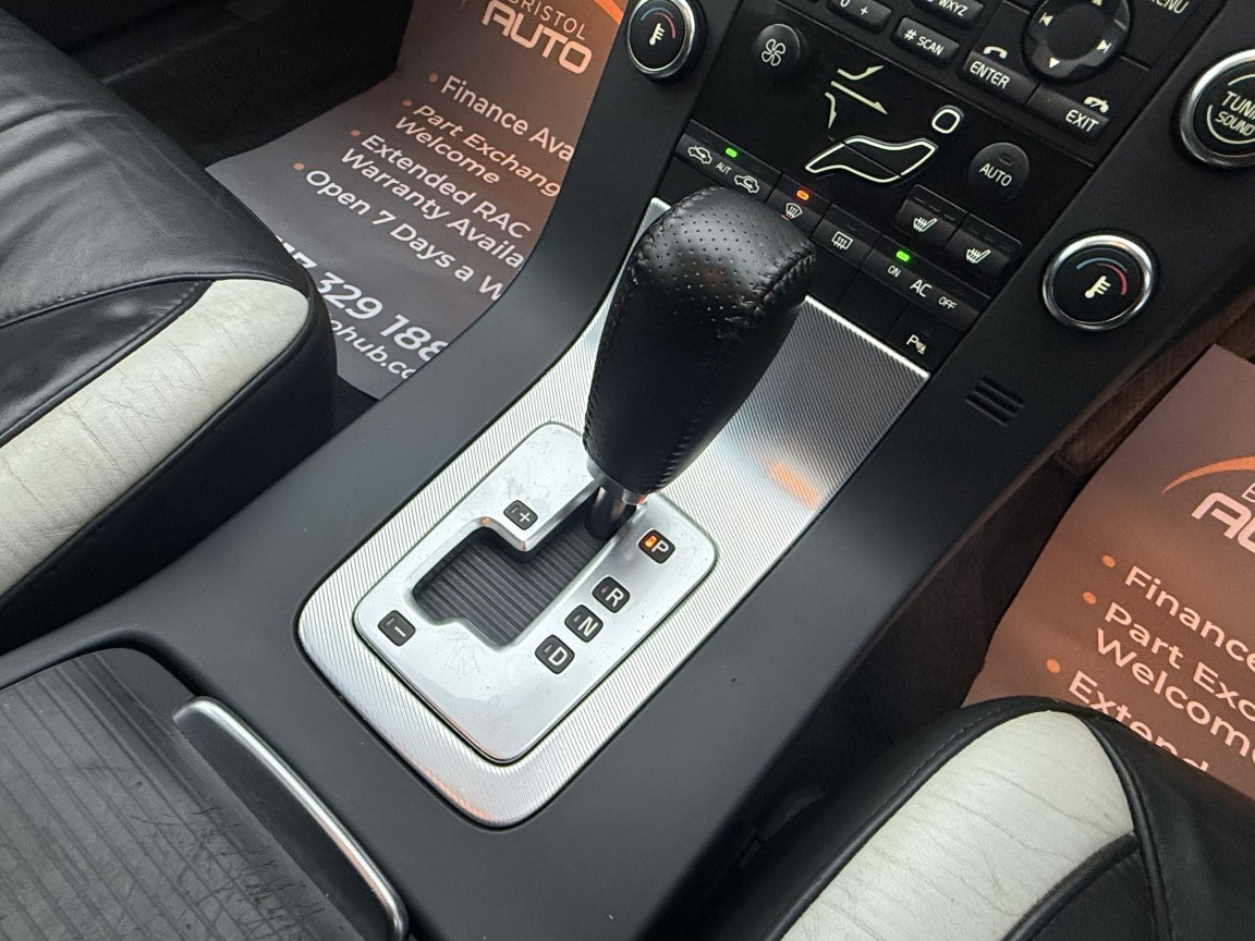 Used Volvo V70 2010 for sale - 77535901: Photo 29