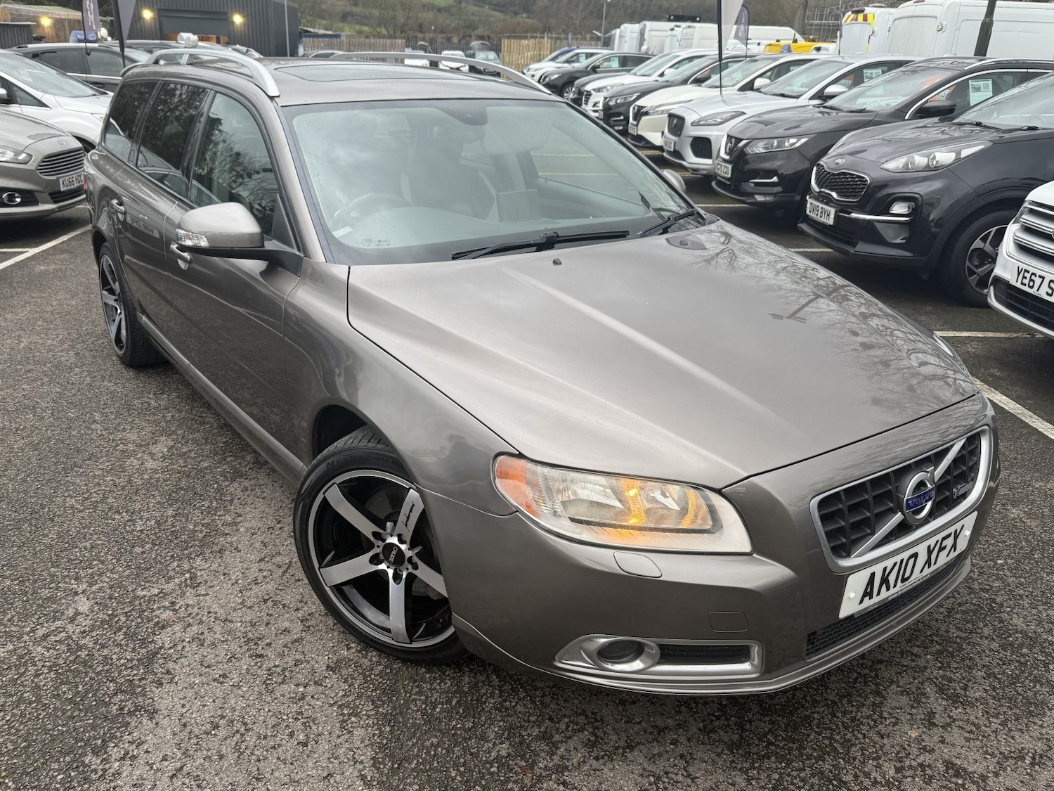 Used Volvo V70 2010 for sale - 77535901: Photo 3
