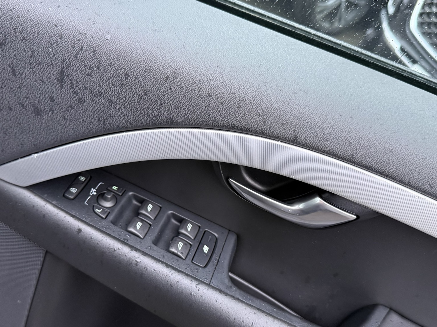 Used Volvo V70 2010 for sale - 77535901: Photo 49