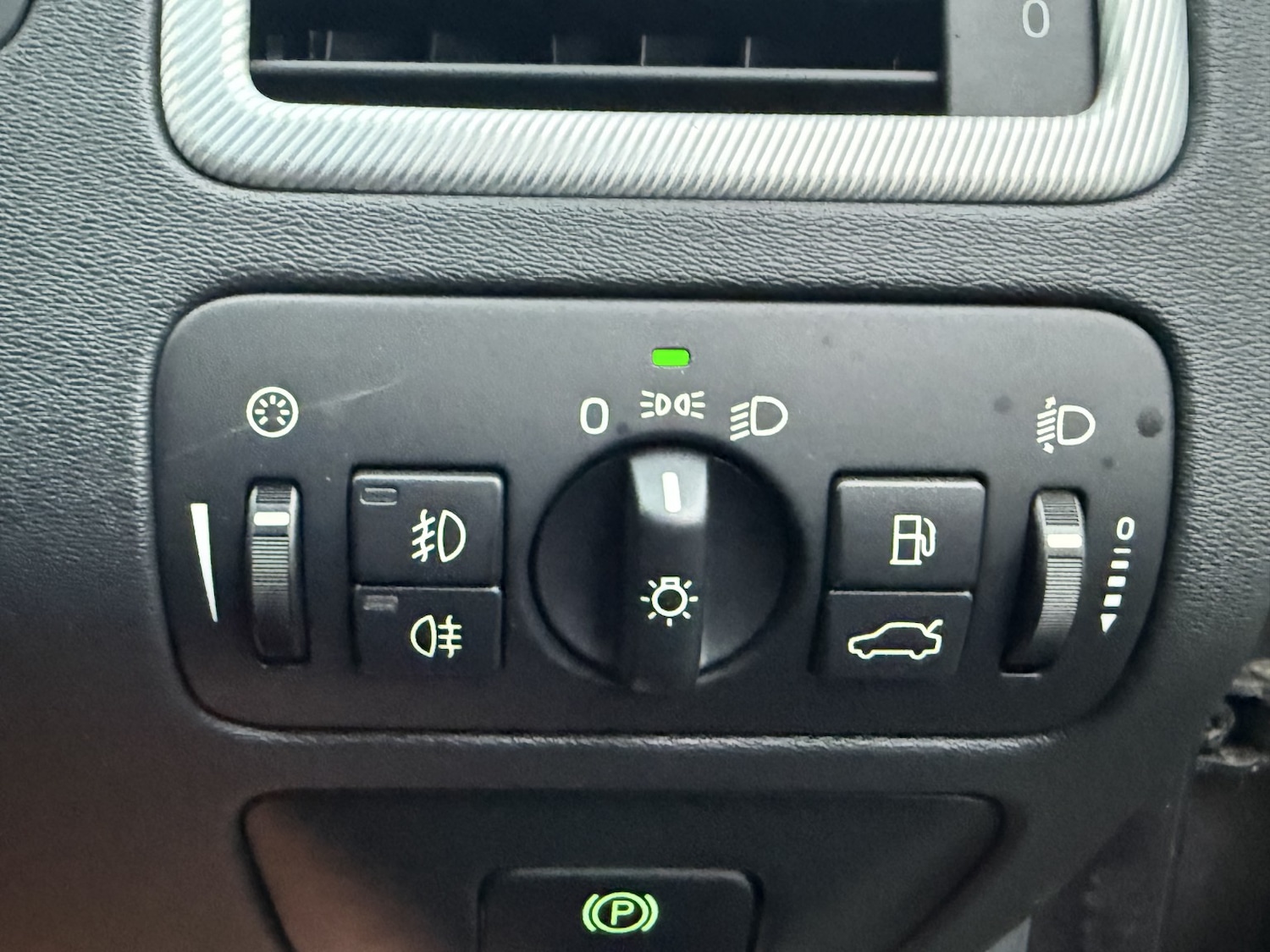 Used Volvo V70 2010 for sale - 77535901: Photo 50